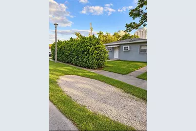 8230 N Bayshore Drive, Miami, FL 33138 - Photo 21