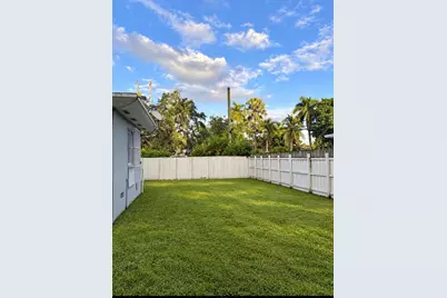 8230 N Bayshore Drive, Miami, FL 33138 - Photo 19