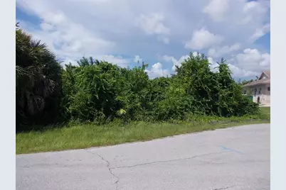 140 Swan Drive, Rotonda West, FL 33947 - Photo 3