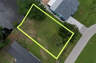 817 Marlin Dr, Punta Gorda, FL 33950 - Photo 1