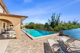 1217 Aqui Esta Dr, Punta Gorda, FL 33950 - Photo 5