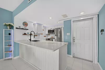 3160 Matecumbe Key Road #218, Punta Gorda, FL 33955 - Photo 9