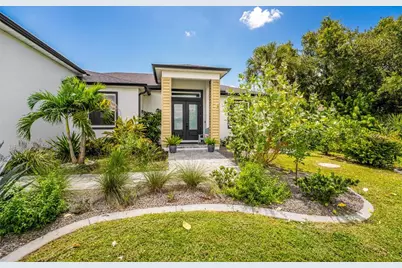 17381 Robinson Avenue, Port Charlotte, FL 33948 - Photo 3