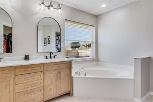 2226 Charleston Park Dr, North Port, FL 34287 - Photo 27