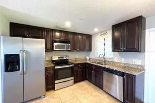 907 Red Bay Terrace NW, Port Charlotte, FL 33948 - Photo 17