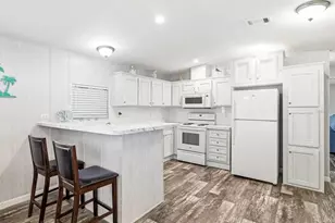 6826 Alani Ct, North Port, FL 34287 - Photo 9