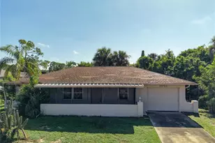 2094 Carpetgreen St, Port Charlotte, FL 33948 - Photo 9