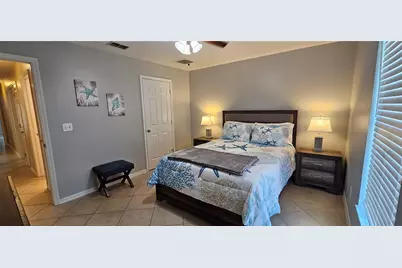 1923 SW 26th Street, Cape Coral, FL 33914 - Photo 11