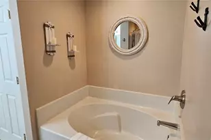 1923 SW 26th St, Cape Coral, FL 33914 - Photo 19