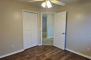1626 SW Santa Barbara Pl, Cape Coral, FL 33991 - Photo 9