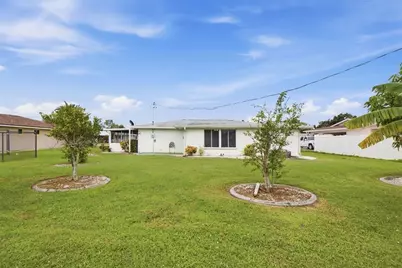 418 Cypress Avenue NW, Port Charlotte, FL 33952 - Photo 31
