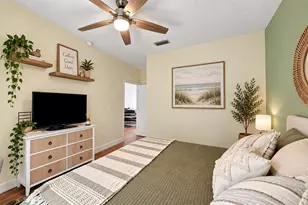 8423 Bernwood Cove Loop, Fort Myers, FL 33966 - Photo 9