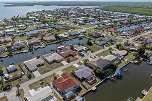 109 Peckham St SE, Port Charlotte, FL 33952 - Photo 5