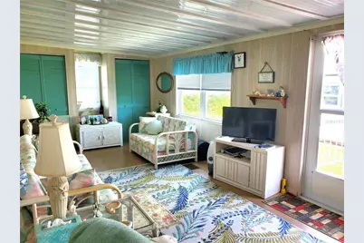 176 W Manatee Loop, Punta Gorda, FL 33950 - Photo 15