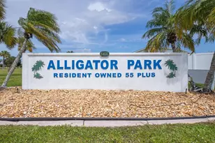 176 W Manatee Loop, Punta Gorda, FL 33950 - Photo 3