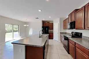 15322 Broad Brush Dr, Ruskin, FL 33573 - Photo 5