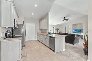 10554 Live Oak Rd, Port Charlotte, FL 33981 - Photo 9