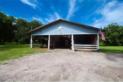 3375 SE Hidden Oak Dr, Arcadia, FL 34266 - Photo 3