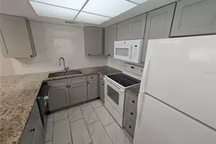 460 Base Ave E, Venice, FL 34285 - Photo 5