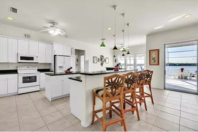 3772 Peace River Drive, Punta Gorda, FL 33983 - Photo 11