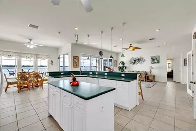 3772 Peace River Drive, Punta Gorda, FL 33983 - Photo 13