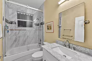 102 Bayamo Dr, North Port, FL 34287 - Photo 23