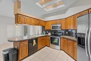 1040 Bay Harbor Dr, Englewood, FL 34224 - Photo 13