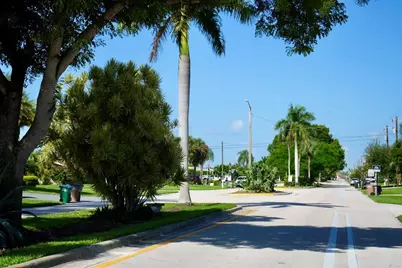1829 Cornwallis Parkway, Cape Coral, FL 33904 - Photo 5