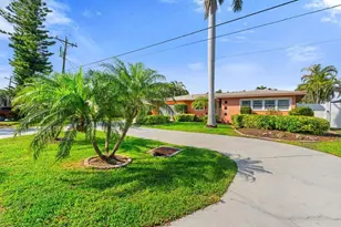 1829 Cornwallis Pkwy, Cape Coral, FL 33904 - Photo 1