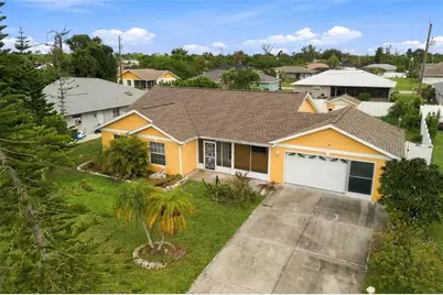 9910 Gulfstream Boulevard, Englewood, FL 34224 - Photo 11