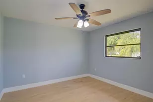 27050 Pelotas Dr, Punta Gorda, FL 33983 - Photo 17