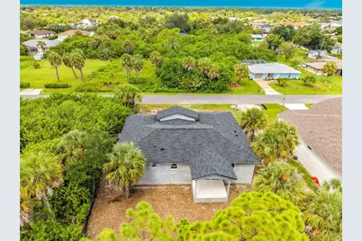 18632 Alphonse Circle, Port Charlotte, FL 33948 - Photo 37
