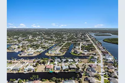 4256 Beach View Court, Port Charlotte, FL 33948 - Photo 35