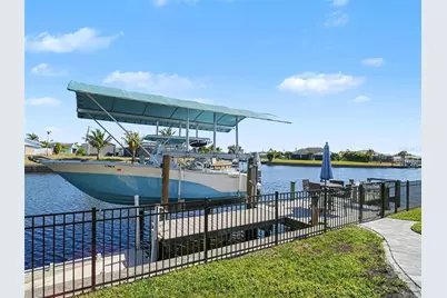 4256 Beach View Court, Port Charlotte, FL 33948 - Photo 3