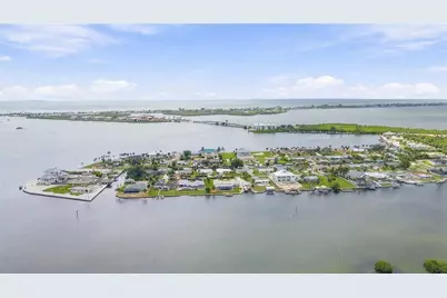 6790 Portside Lane, Englewood, FL 34223 - Photo 21