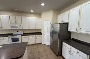 2363 Bartek Pl, North Port, FL 34289 - Photo 3