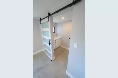 5812 Liverpool Drive, Tampa, FL 33615 - Photo 35