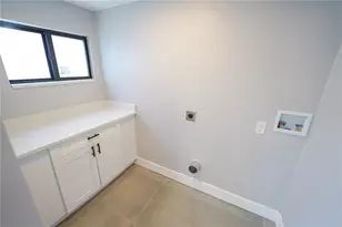 5812 Liverpool Dr, Tampa, FL 33615 - Photo 31