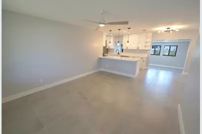 5812 Liverpool Drive, Tampa, FL 33615 - Photo 19