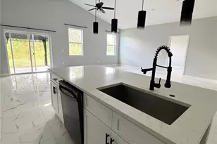 536 Sunset Rd N, Rotonda West, FL 33947 - Photo 5