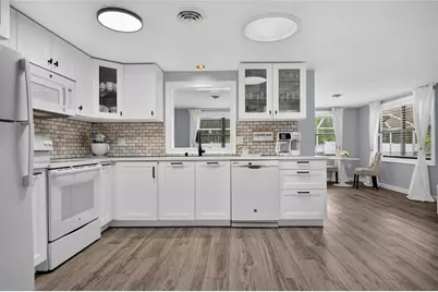 3135 Nocturne Road, Venice, FL 34293 - Photo 9
