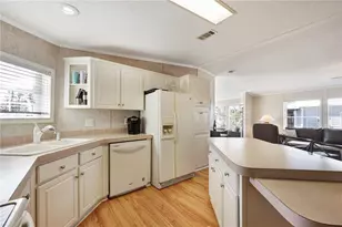 2100 Kings Hwy, Port Charlotte, FL 33980 - Photo 15
