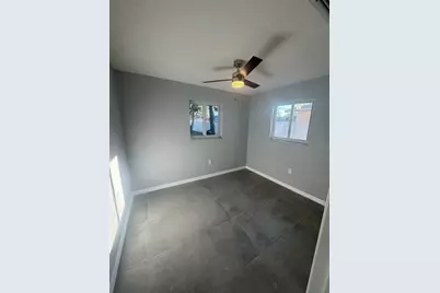 342 51st Avenue N, Saint Petersburg, FL 33703 - Photo 15