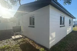 342 51st Ave N, Saint Petersburg, FL 33703 - Photo 5
