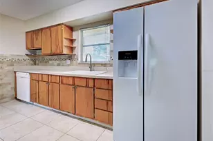 22542 Elmira Blvd, Port Charlotte, FL 33980 - Photo 13