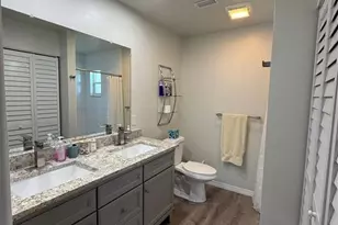 998 Bass Ct, Venice, FL 34293 - Photo 7