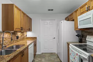 1842 Concordia Lake Cir, Cape Coral, FL 33909 - Photo 13