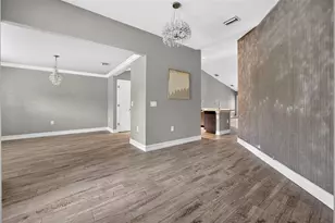 13443 SW Pembroke Cir N, Lake Suzy, FL 34269 - Photo 7