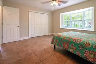 421 Palm Ave N, Saint Petersburg, FL 33703 - Photo 19
