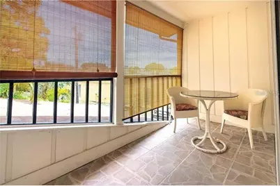 421 Palm Avenue N, Saint Petersburg, FL 33703 - Photo 21
